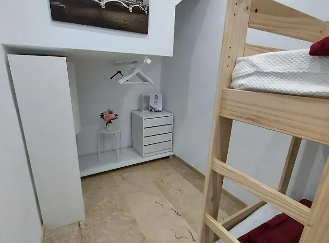 Mirador Del Estrecho